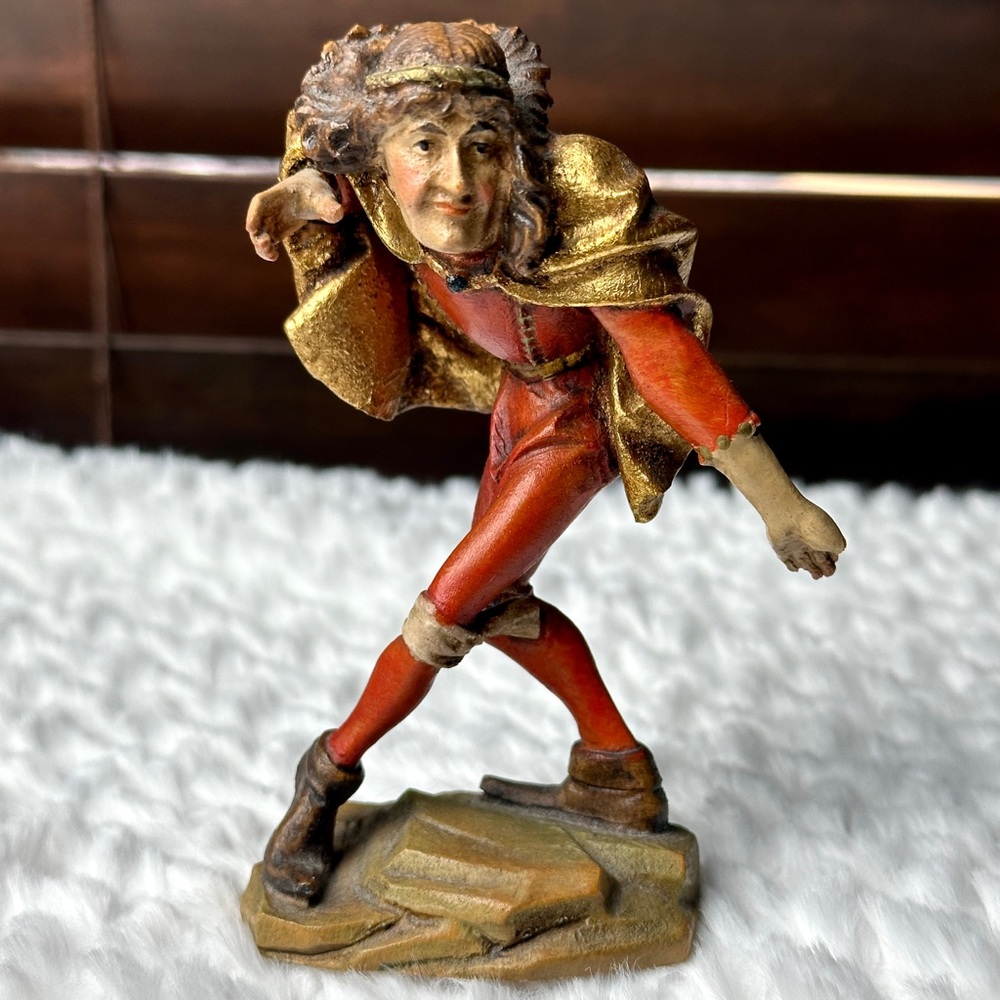 Rare Vintage Wooden Hand-Carved Moriskentanzer Morris Dancer Figurine